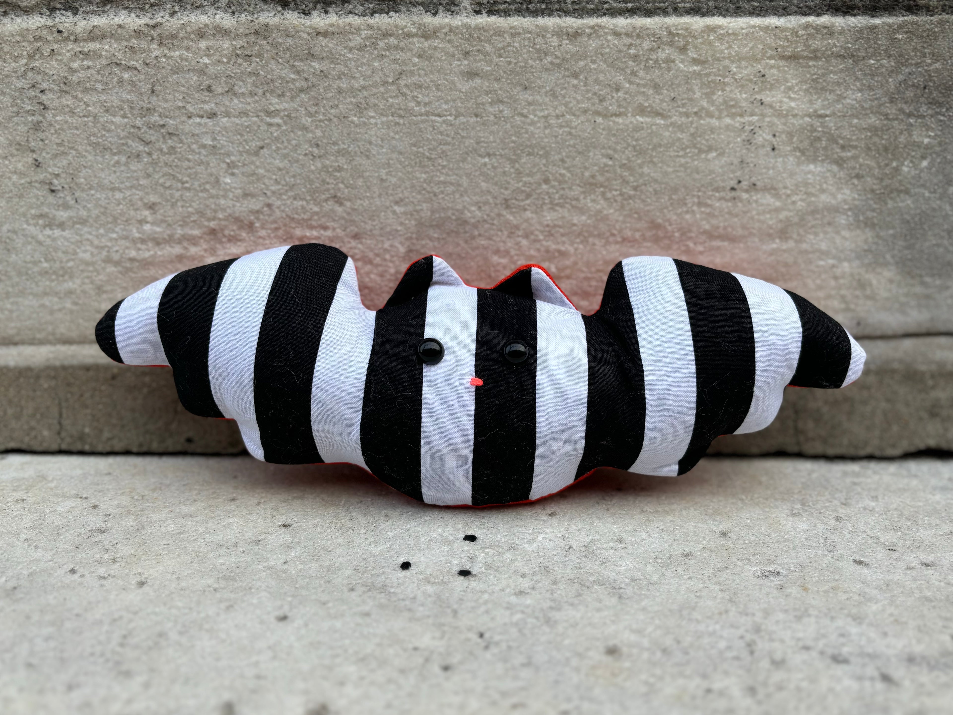 Boomerang Bat (Striped) by THECOLORG