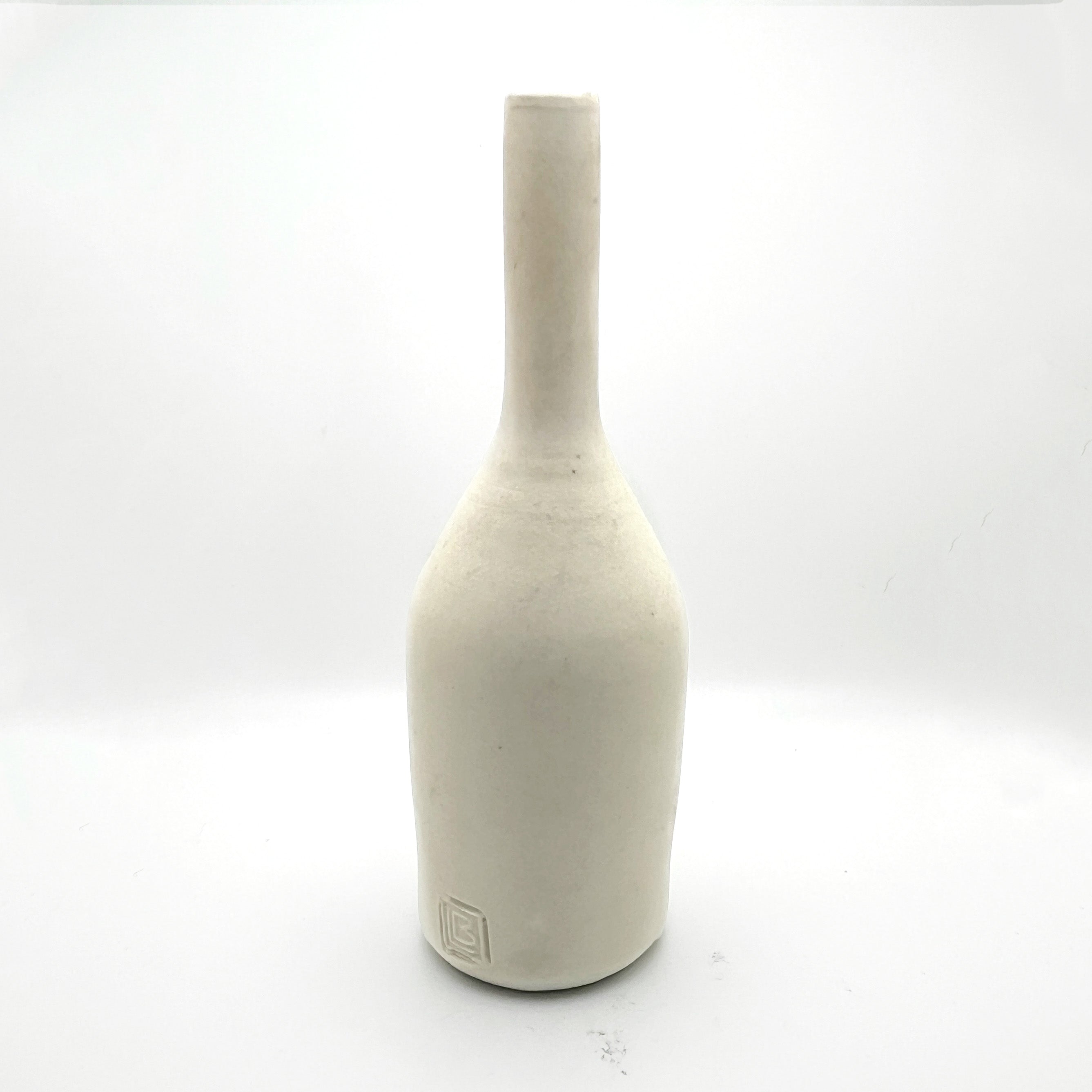 Plain vase by Lynne Berman