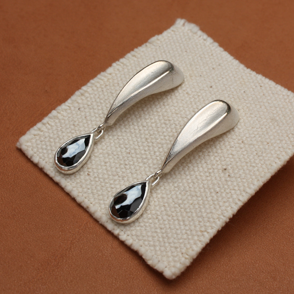 Vista Earrings by Niki Leist