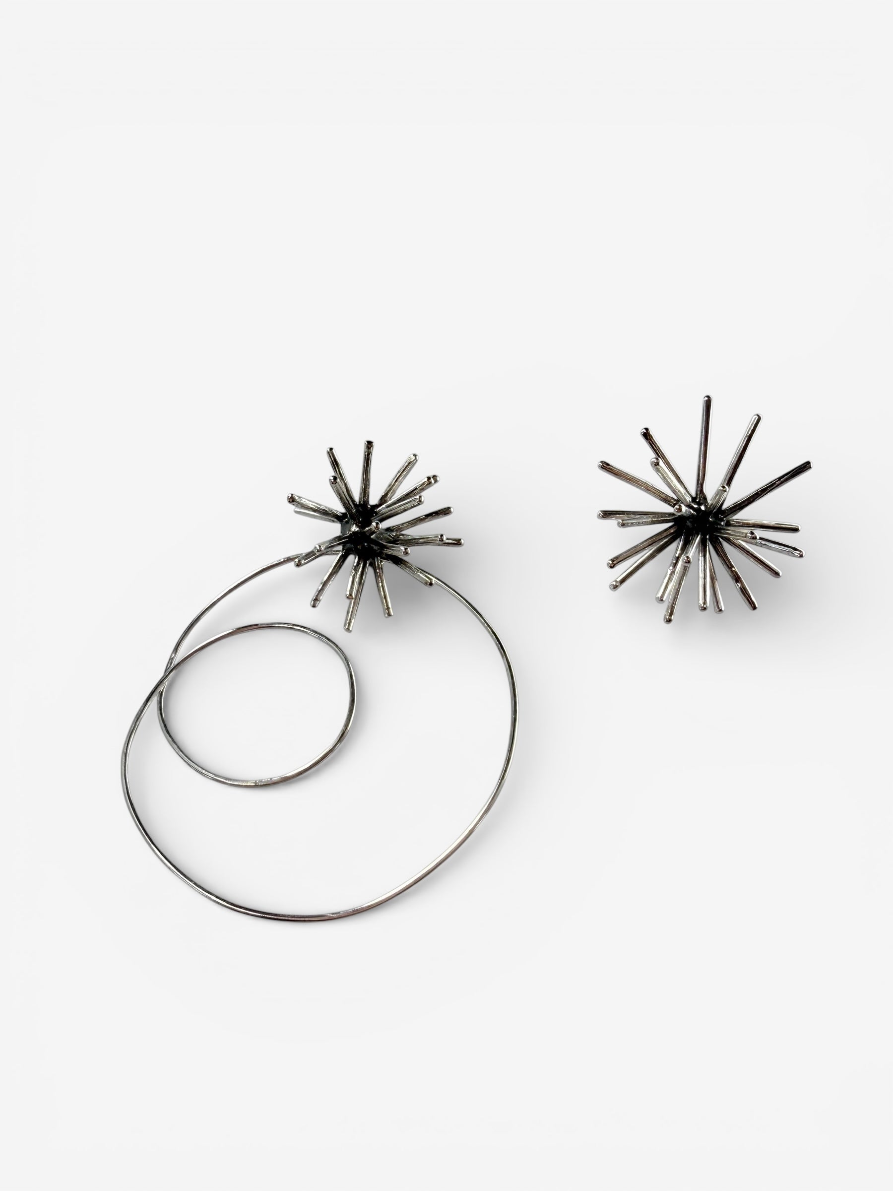 Beam Earrings - 2 by Nini Mosiashvili